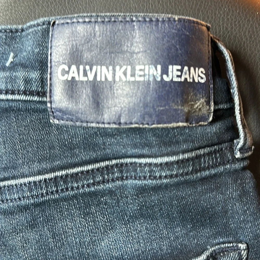 EUC, Calvin Klein straight leg